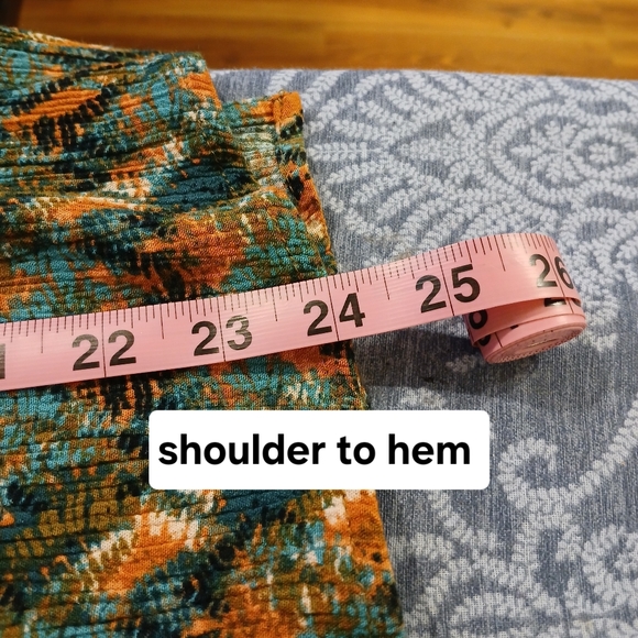 Democracy Women's High/Low Top With Braided Detail Size XLThis Democracy women's - Picture 7 of 11